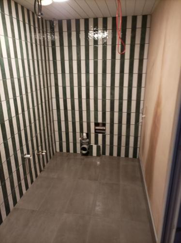 Bathroom Tiling Projects