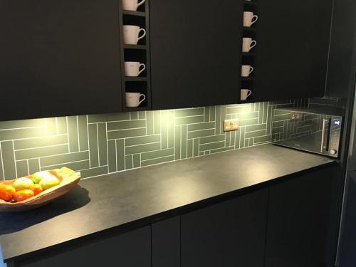 Kitchen Splashback Tiling Projects